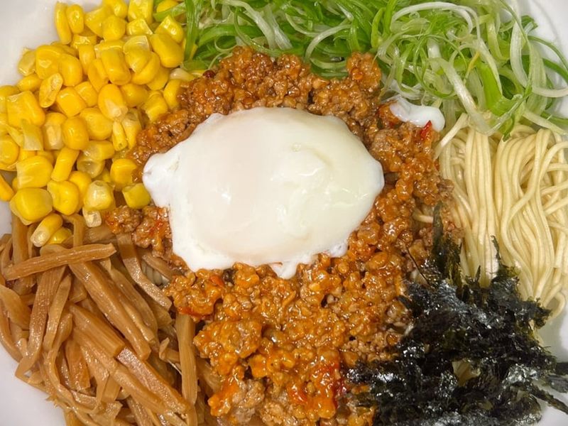 Ramen Hashi food